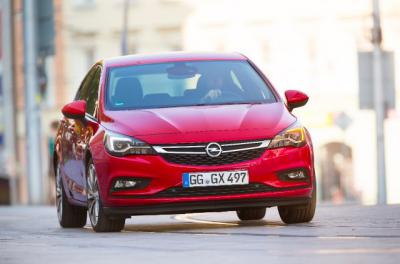 Opel Astra: 500,000 заказов в “2016 Car of the Year”